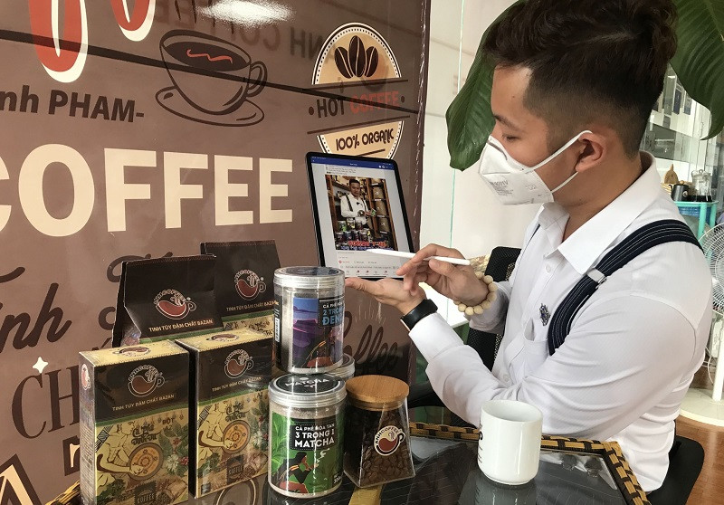 Công ty TNHH MTV ANH Coffee bán hàng qua các nền tảng thương mại điện tử.