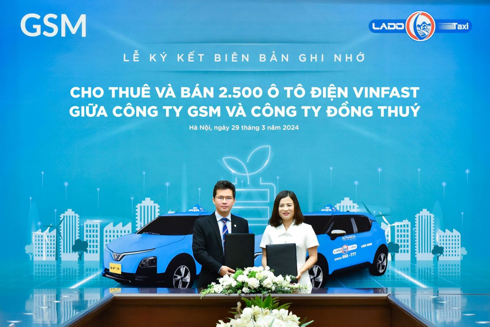 Ông Nguyễn Văn Thanh, Tổng giám đốc Công ty GSM toàn cầu và bà Phạm Thị Thúy - Chủ tịch Hội đồng Quản trị Công ty Đồng Thuý tại lễ ký kết