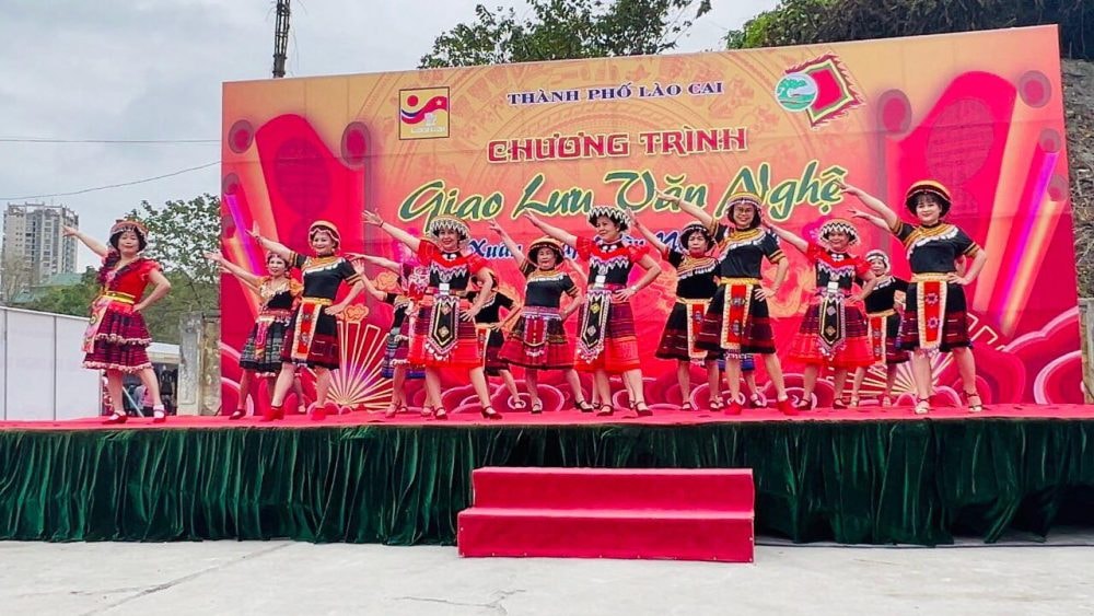 Xuân về theo lễ hội Đền Thượng - Lào Cai