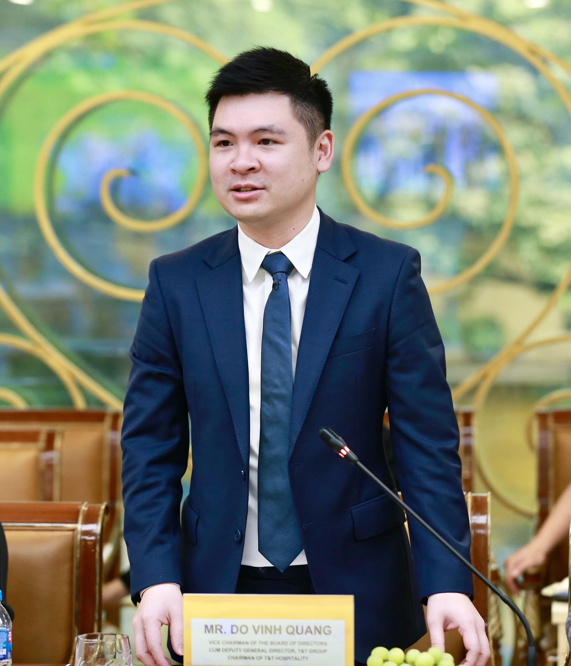 Ảnh 3: Ông Đỗ Vinh Quang, Phó Chủ tịch HĐQT Tập đoàn T&T Group, Chủ tịch Công ty T&T Hospitality phát biểu tại lễ ký kết