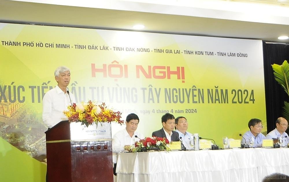 Phó Chủ tịch UBND TP.HCM Võ Văn Hoan phát biểu khai mạc Hội nghị.