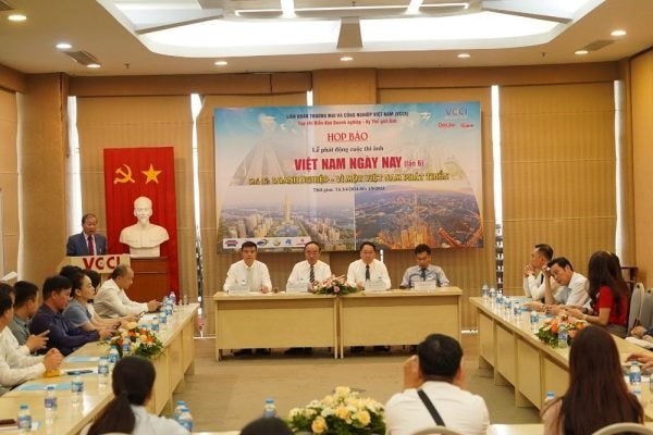 Lễ Phát động cuộc thi ảnh Việt Nam Ngày nay lần 6