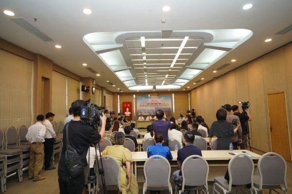Lễ Phát động cuộc thi ảnh Việt Nam Ngày nay lần 6