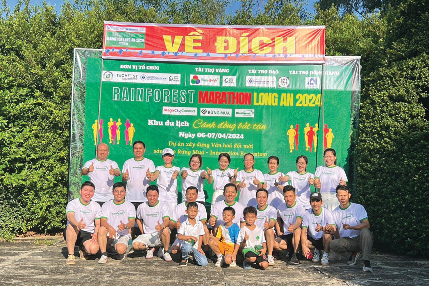  Các khách mời tham gia Rừng mưa Marathon.