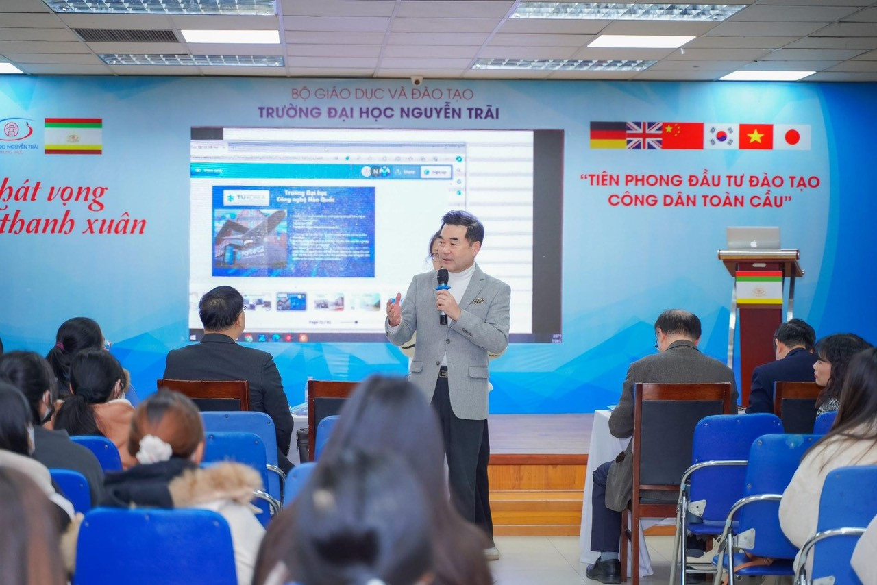 Hội thảo cơ hội cho sinh viên NTU học tập và trải nghiệm tại Hàn Quốc năm 2024