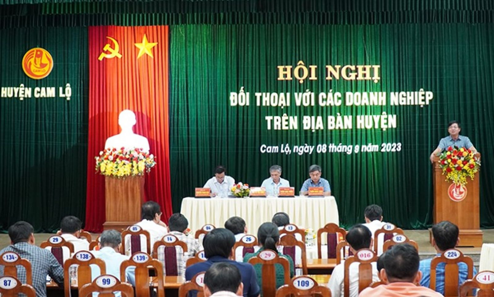 Ngày 08/9/2023, huyện Cam Lộ tổ chức hội nghị đối thoại với các doanh nghiệp trên địa bàn