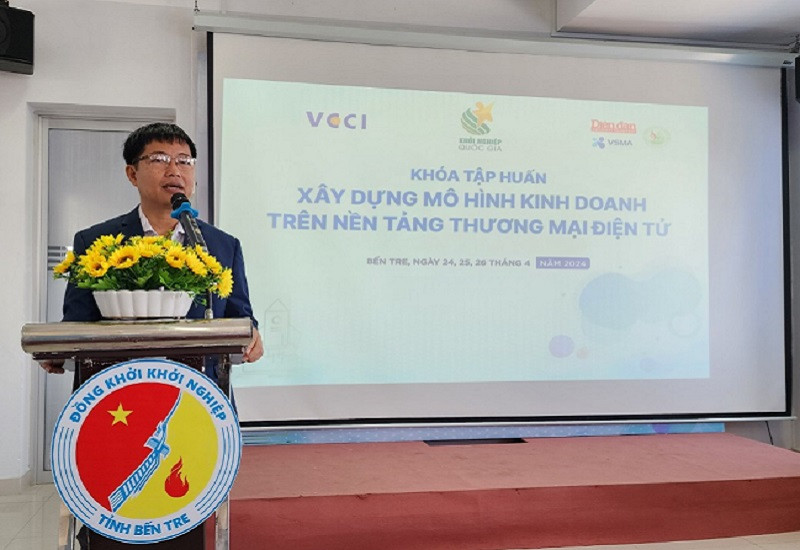 TS Nguyễn Văn Tân - Trưởng ban Đào tạo - Tư vấn của Hội đồng Tư vấn và hỗ trợ Khởi nghiệp phía Nam và là thành viên Hội đồng Cố vấn khởi nghiệp đổi mới sáng tạo Việt Nam (VSMA)