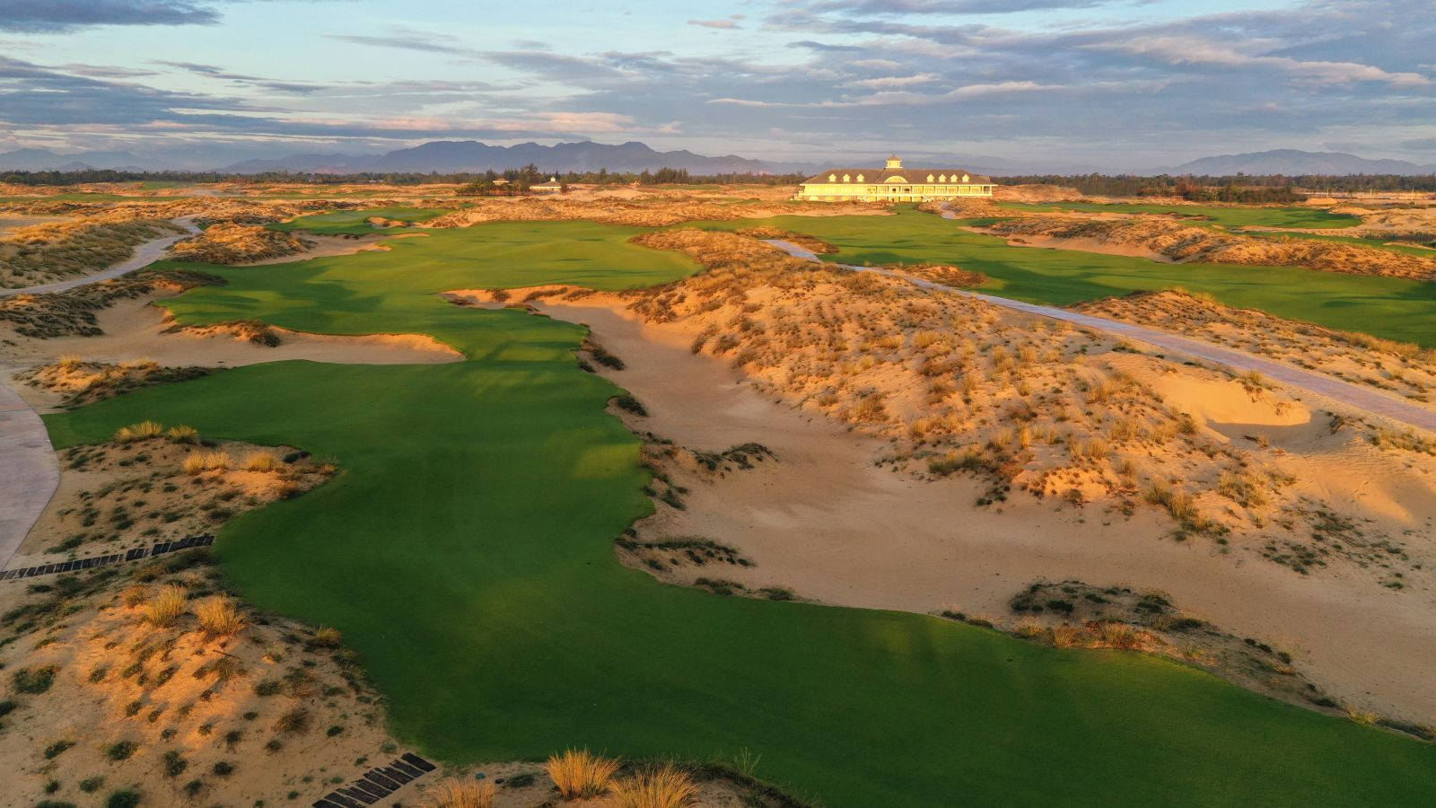 Sân gôn Hoiana Shores Golf Club.