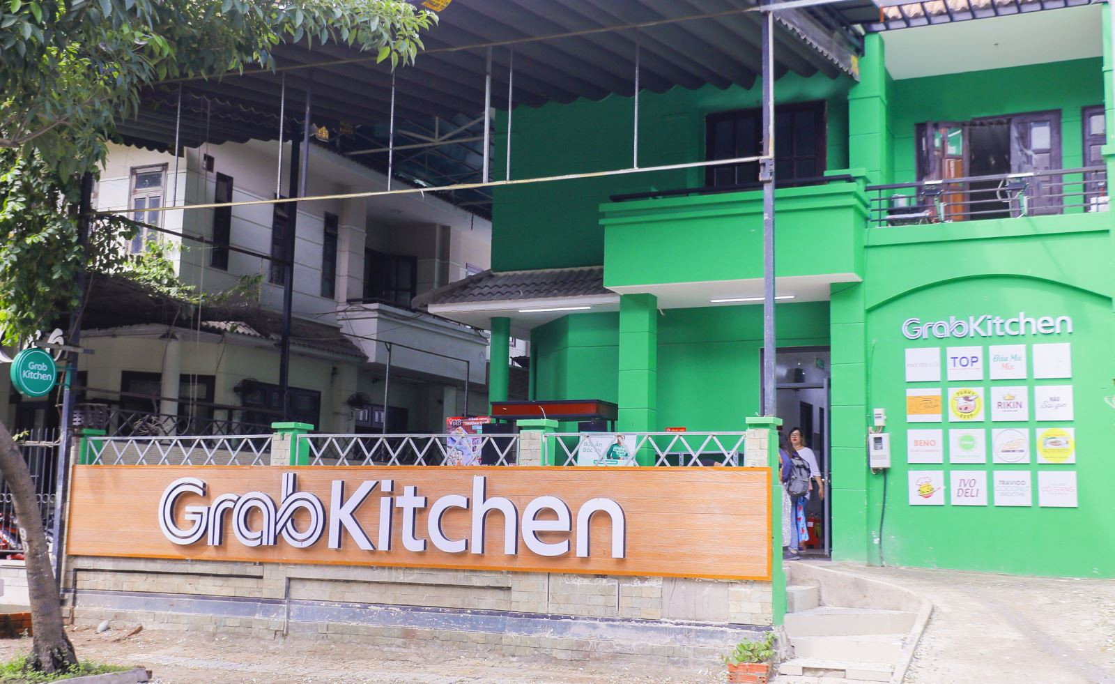 Ngày 11/9/2019, Grab thông báo triển khai thử nghiệm mô hình GrabKitchen dành cho người dùng tại khu vực Quận Thủ Đức, TP. HCM.