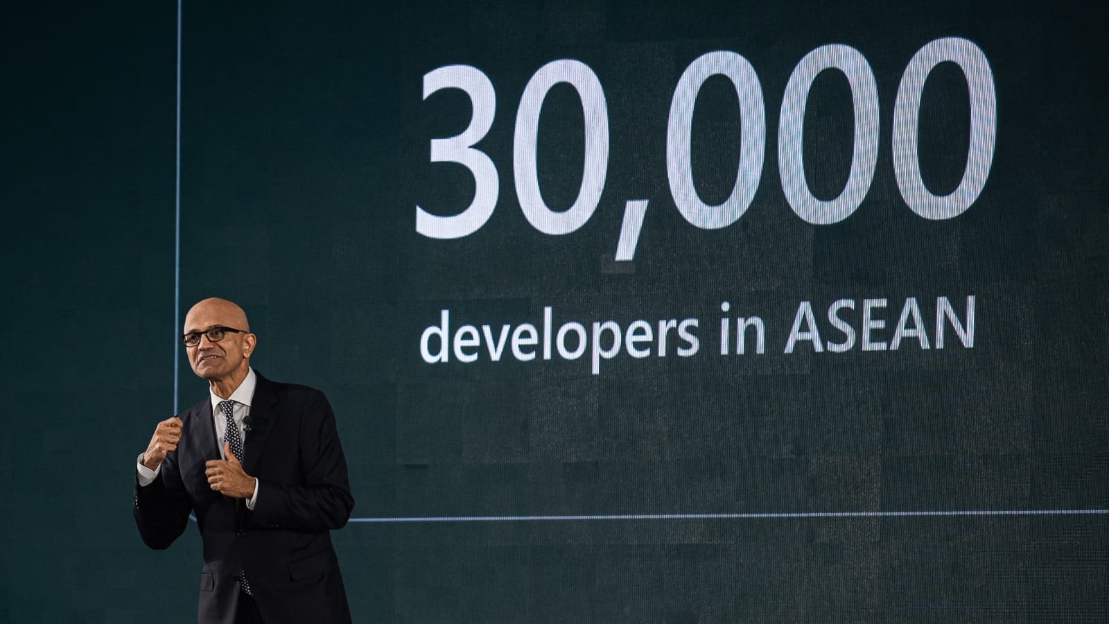 Microsoft vừa công bố một loạt khoản đầu tư lớn vào Đông Nam Á