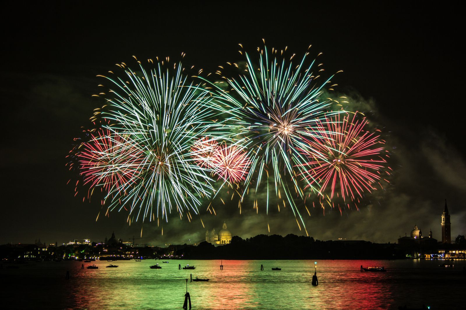 Lễ hội Festa del Redentore (Ý). Ảnh: Shutterstock