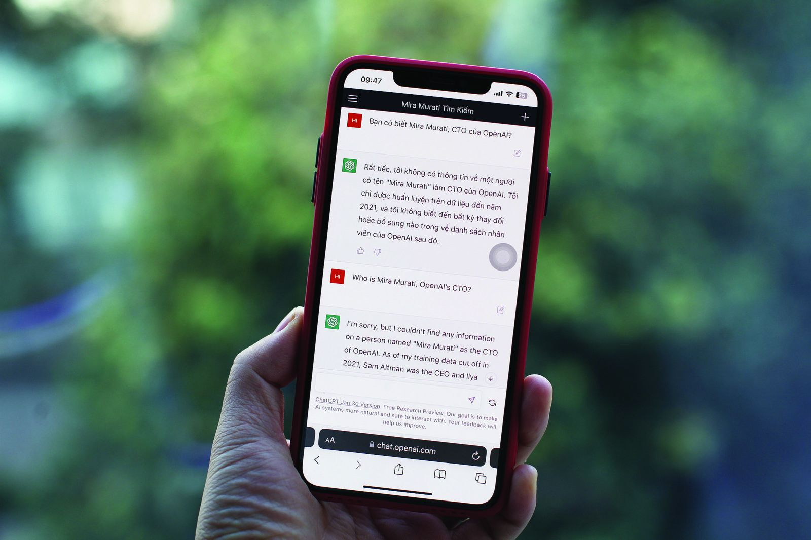  ChatGPT trả lời không biết về Mira Murati, CTO của OpenAI. Ảnh: Khương Nha