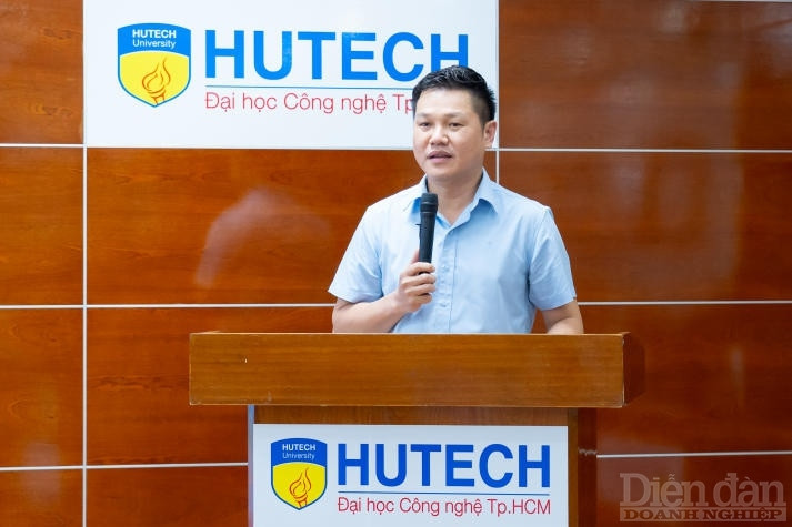 TS. Huỳnh Ngọc Anh nhấn mạnh Nhà trường luôn ủng hộ tinh thần khởi nghiệp của sinh viên