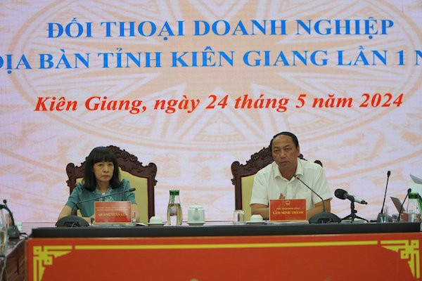 Ông Lâm Minh Thành, Chủ tịch UBND tỉnh Kiên Giang chủ trì “Hội nghị trực tuyến Đối thoại doanh nghiệp trên địa bàn tỉnh Kiên Giang lần 1 năm 2024”