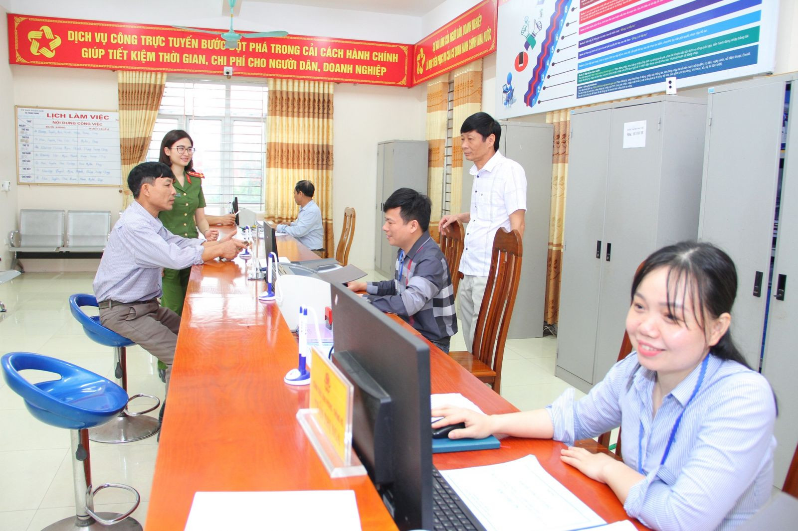 Bộ phận một cửa UBND xã Thanh Phong, H Thanh Liêm, Hà Nam