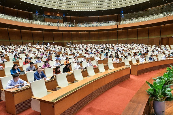 Toàn cảnh phiên thảo luận.