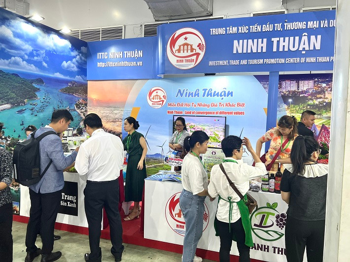 Gian hàng của tỉnh Ninh Thuận tại Hội chợ Du lịch quốc tế Việt Nam (VITM Hà Nội) .