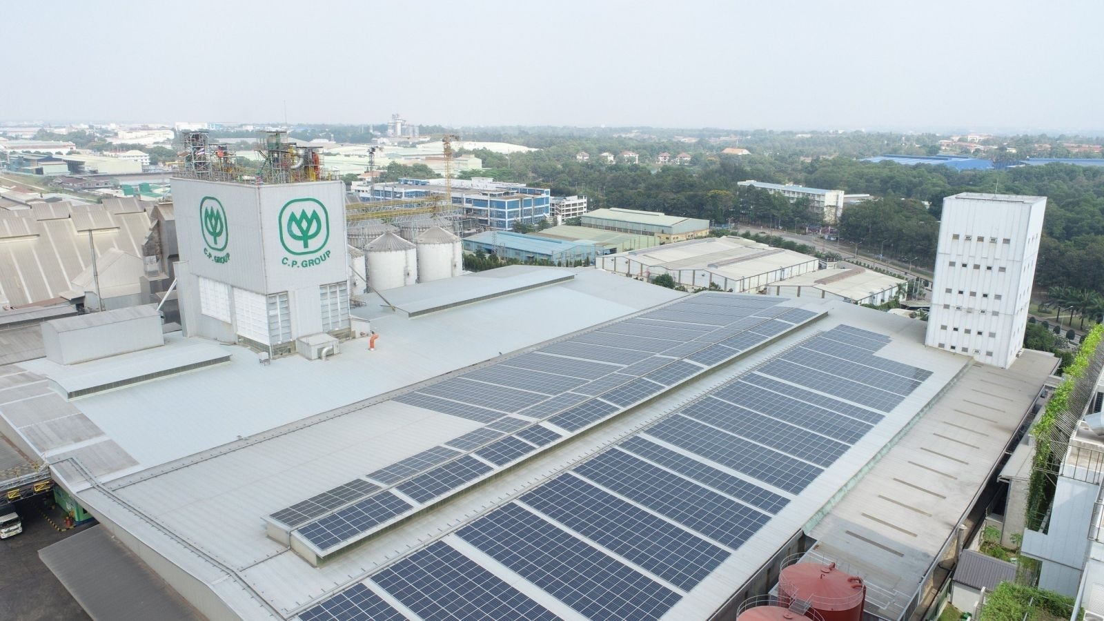 CPV sử dụng năng lượng xanh, lắp đặt hệ thống năng lượng mặt trời.