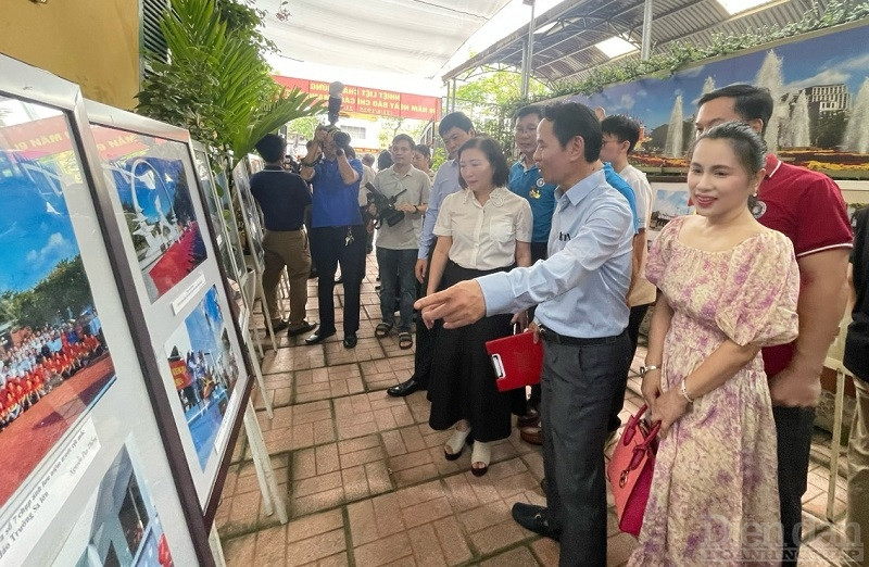 Qua ống kính của nghệ sĩ, các tác phẩm đã mang đến cho người xem nhiều sự xúc động về cuộc sống nơi đảo xa