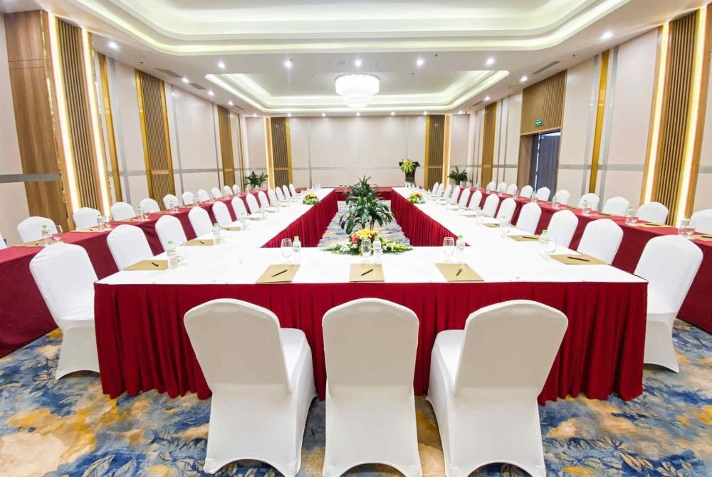 Tòa tháp đôi Mường Thanh Luxury Hạ Long Centre 