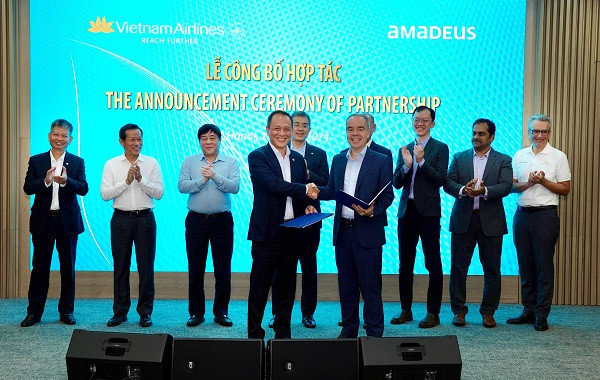 1. Vietnam Airlines và Amadeus hợp tác triển khai hệ thống phục vụ hành khách mới