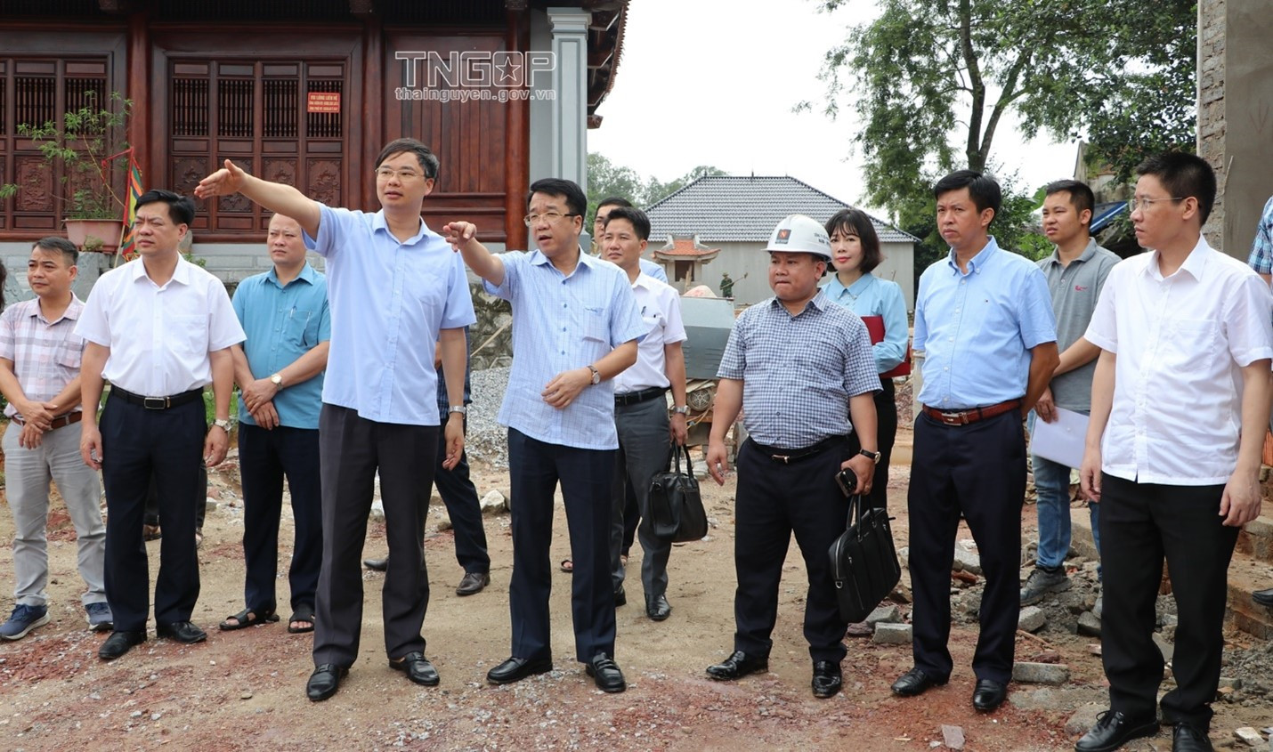 Ngày 12/6/2024, ông Nguyễn Thanh Bình, Phó Chủ tịch UBND tỉnh Thái Nguyên và lãnh đạo một số sở, ngành, đơn vị đã đi khảo sát, kiểm tra tiến độ triển khai thực hiện Dự án tu bổ, tôn tạo Di tích đền thờ Lý Nam Đế (đền Mục) và Dự án tu bổ, tôn tạo Di tích quốc gia đền Lục Giáp thuộc TP. Phổ Yên