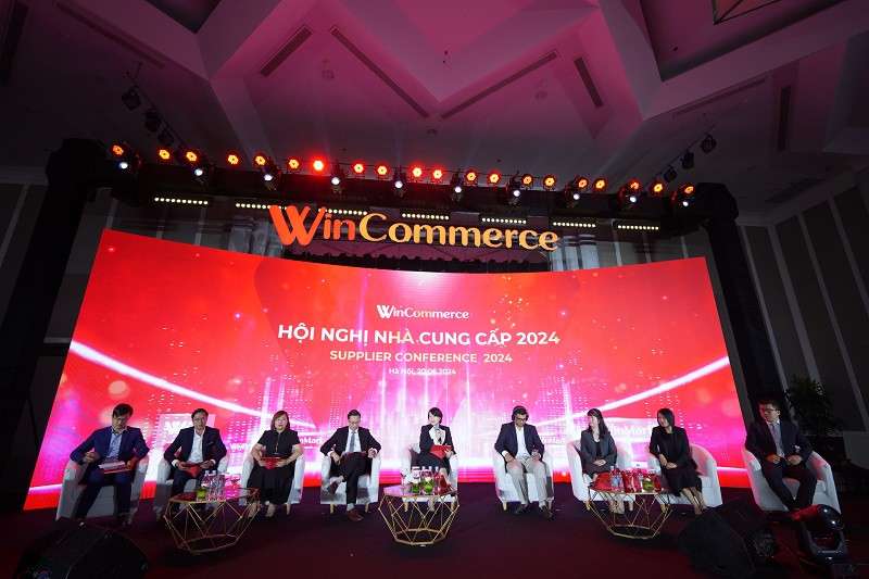 Ban lãnh đạo WinCommerce tham gia phiên Hỏi - Đáp tại Hội nghị