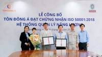 Tôn Đông Áp/đạt Chứng nhận Hệ thống quản lý năng lượng theo tiêu chuẩn quốc tế