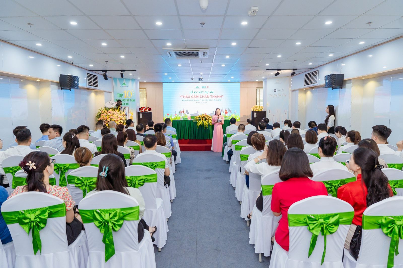 Lễ ký kết đã thu hút rất nhiều Nhà phân phối tới tham dự, lan tỏa những giá trị nhân văn tới cộng đồng