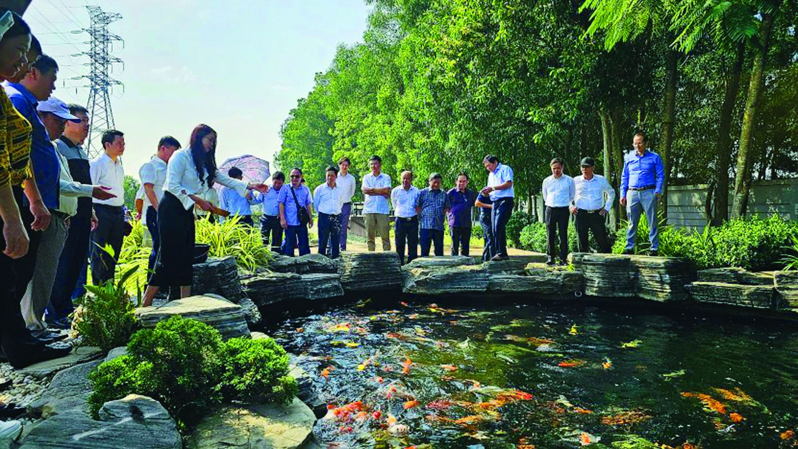 Đoàn cán bộ lãnh đạo Học viện Chính trị quốc gia Hồ Chí Minh, lãnh đạo các trường chính trị tỉnh, thành phố... tham quan, thực tế tại Khu công nghiệp sinh thái Nam Cầu Kiền do Công ty CP Shinec làm chủ đầu tư.