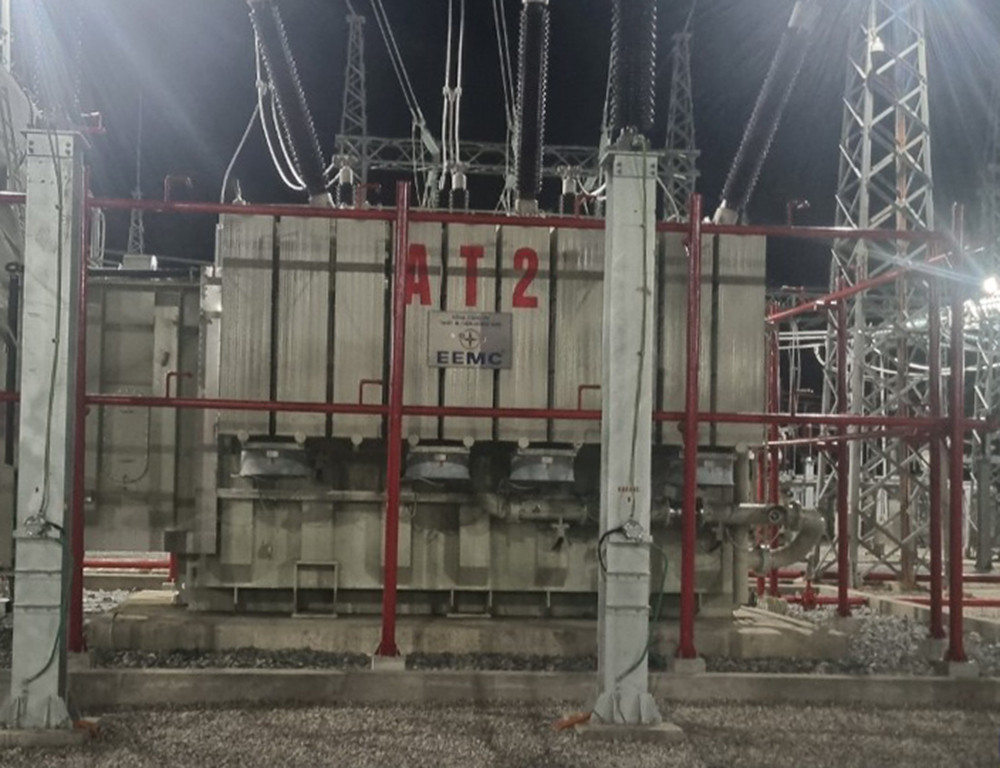 Máy biến áp AT2 tại Trạm biến áp 220kV Yên Hưng đã đóng điện thành công