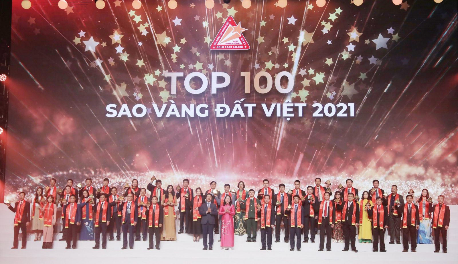 Trao giải thưởng Sao Vàng đất Việt 2021.