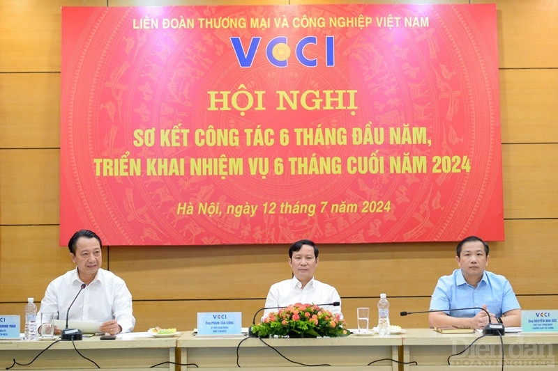 Các chủ tọa điều hành Hội nghị