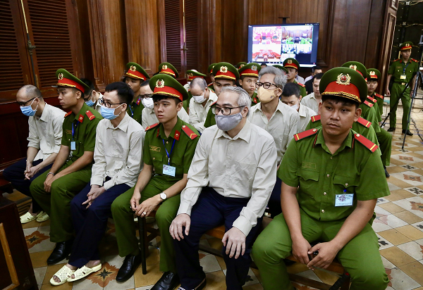 Các bị cáo tại một phiên toà. Ảnh: Hoàng Giang