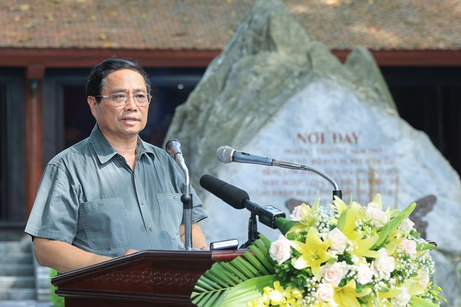 Thủ tướng Phạm Minh Chính phát biểu động viên thương, bệnh binh, gia đình liệt sĩ tại huyện Đại Từ