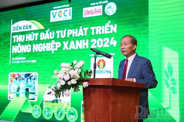 Phó Chủ tịch VCCI Hoàng Quang Phòng phát biểu tại Diễn đàn.