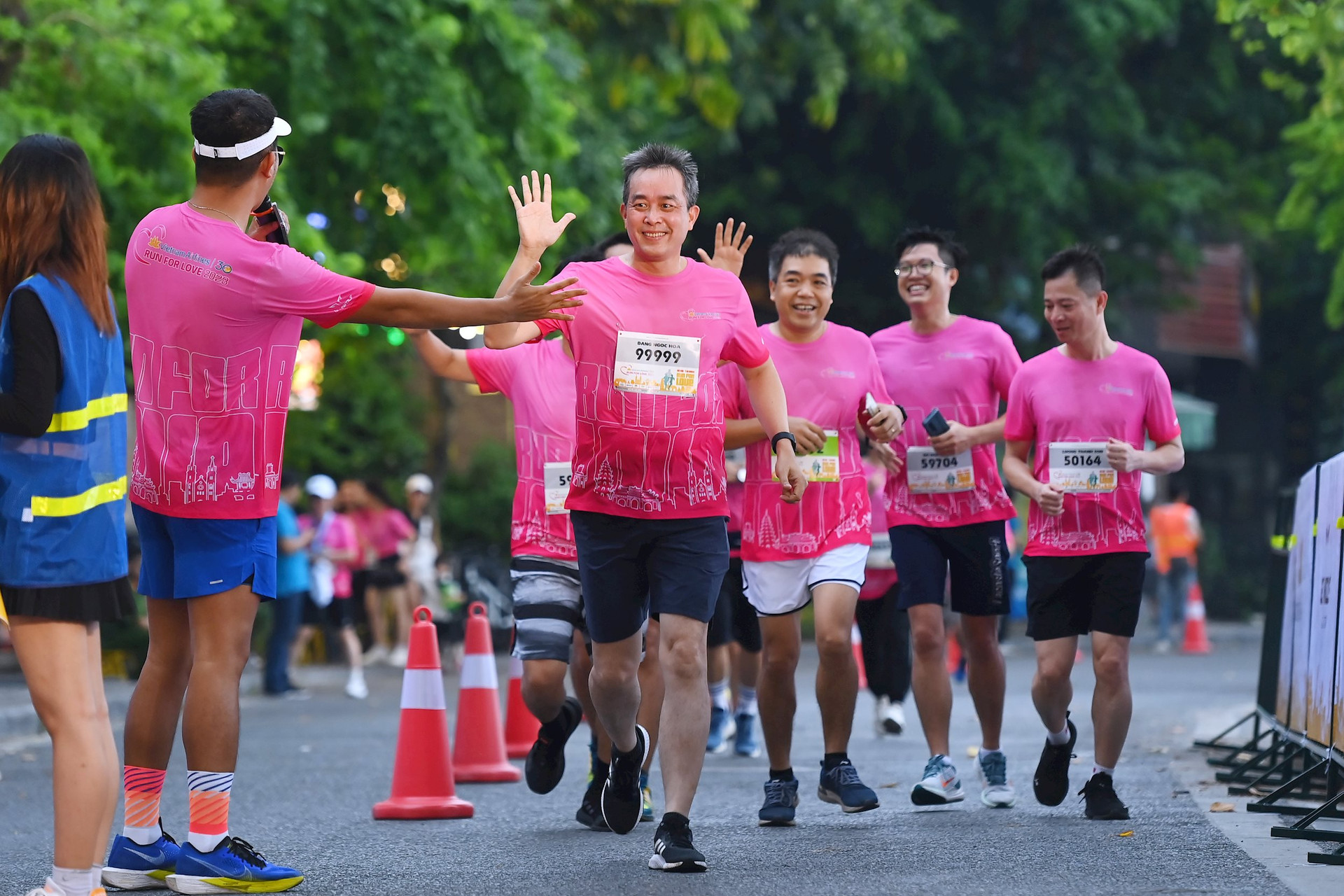 Ảnh 1. Giải chạy Run for Love của Vietnam Airlines trở lại mùa 3