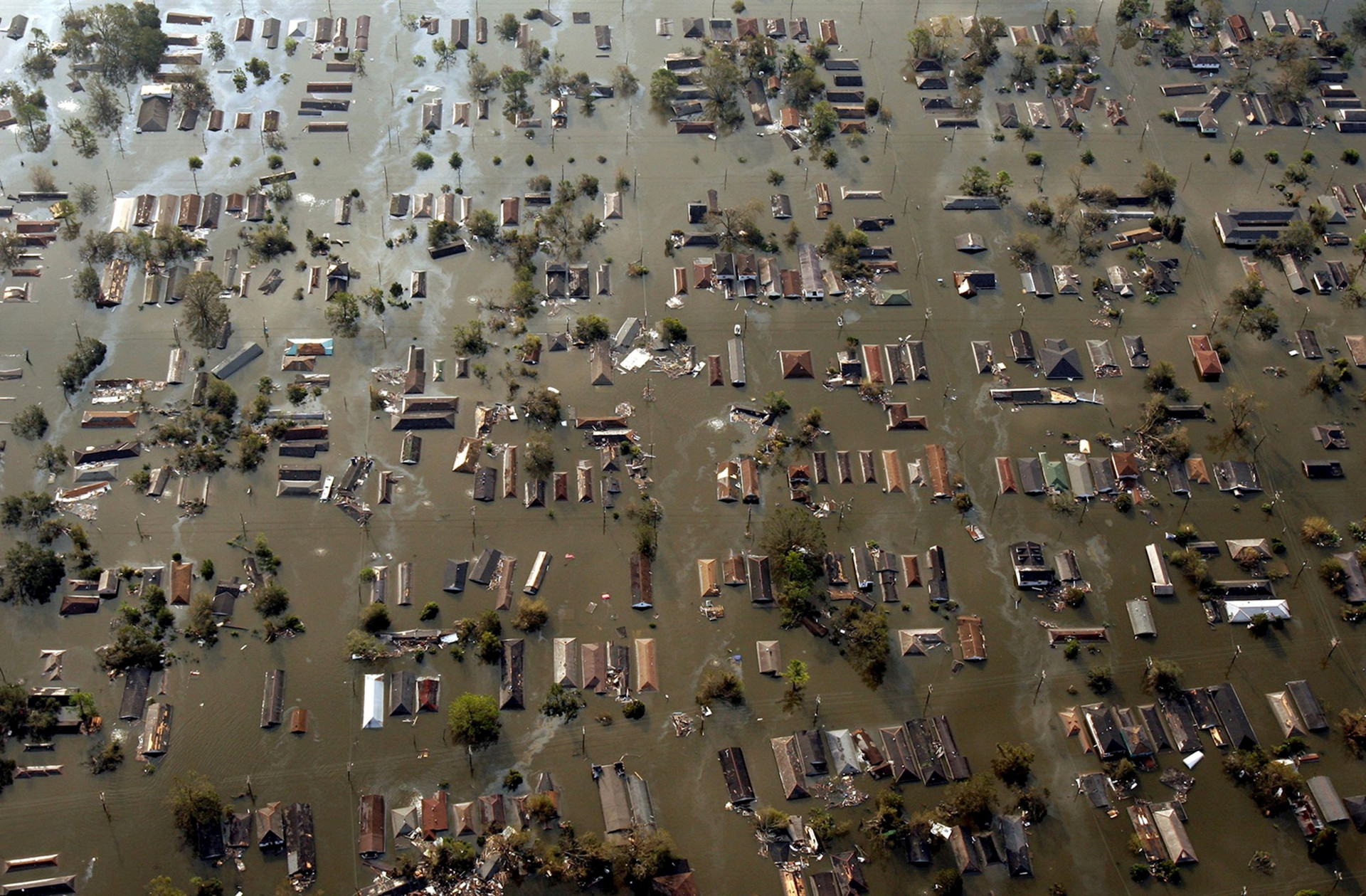 200821231736-01-hurricane-katrina-15-years.jpg