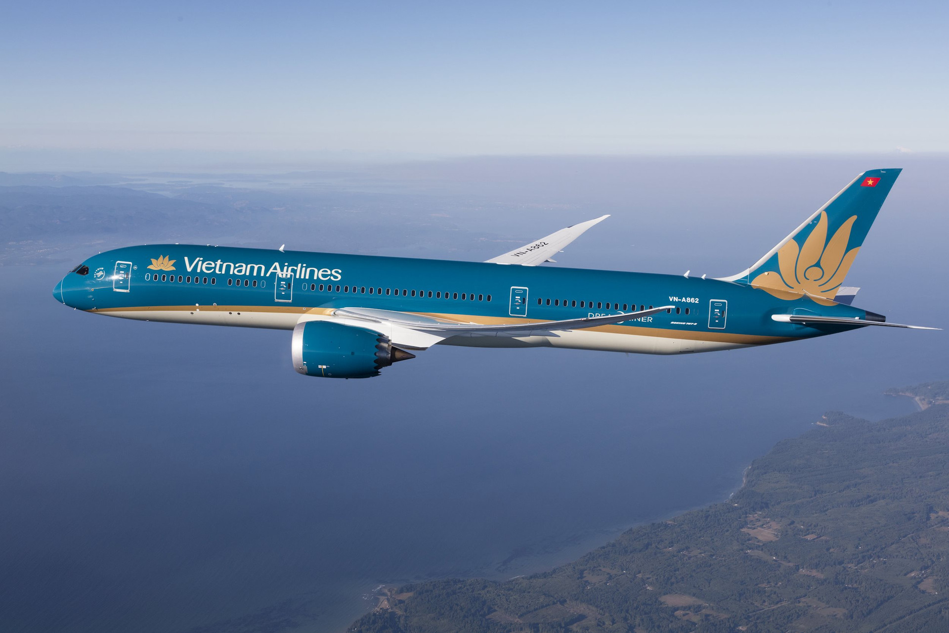 Ảnh 1. Vietnam Airlines là hãng hàng không đầu tiên tại Việt Nam công bố mở đường bay thẳng tới Ý (1) (1)