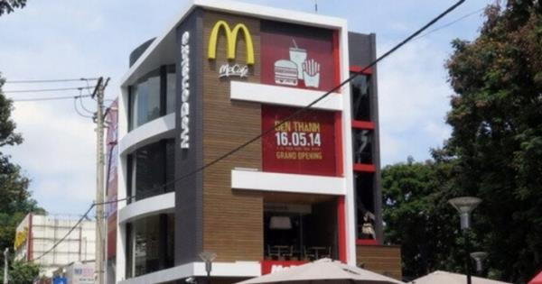 McDonald’s thông báo đóng cửa cửa hàng đầu tiên của mình, McDonald’s Bến Thành (Quận 1, TP.HCM).