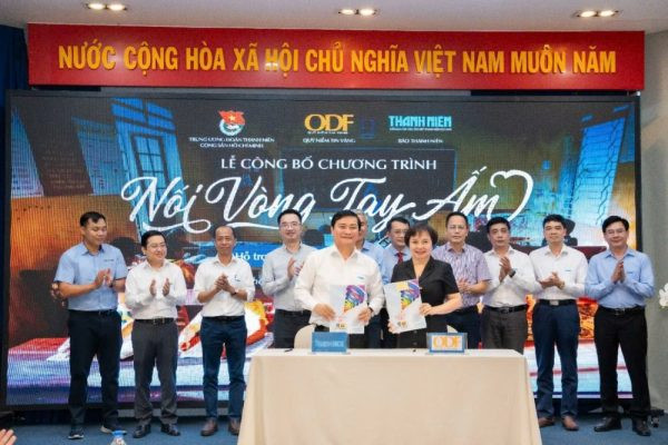 PNJ chung tay tiếp sức trẻ em quay lại trường hậu bão Yagi PNJ chung tay tiếp sức trẻ em quay lại trường hậu bão Yagi