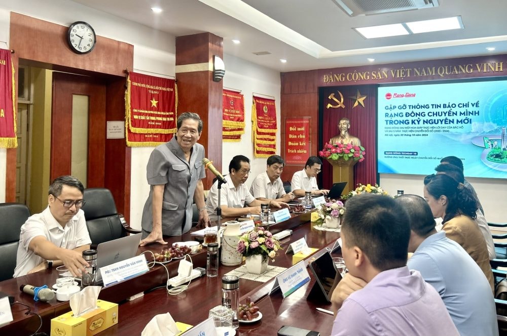 Rạng Đông chuyển mình thích ứng với thời đại mới