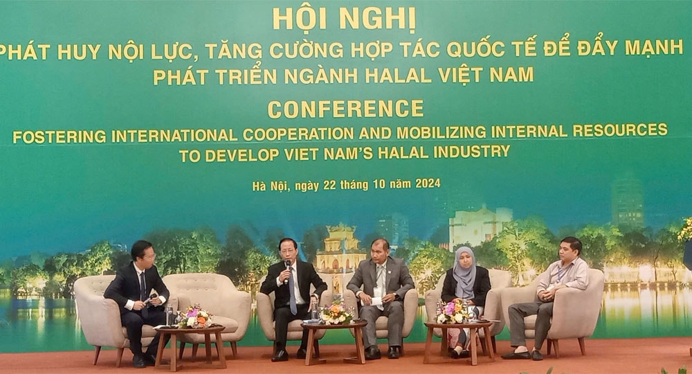 Hội nghị Halal toàn quốc “Phát huy nội lực, tăng cường hợp tác quốc tế để đẩy mạnh phát triển ngành Halal Việt Nam” đã diễn ra tại Hà Nội