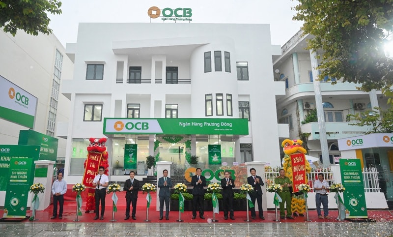 OCB khai truong