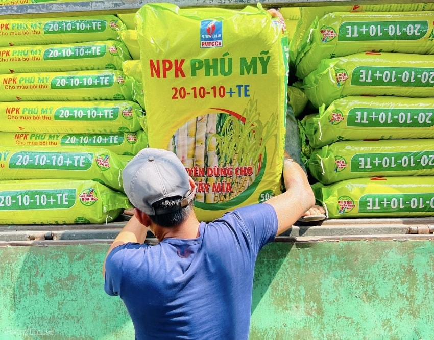 Sản phẩm NPK Phú Mỹ 20-10-10+TE của PVFCCo được vinh danh Thương hiệu Vàng nông nghiệp Việt Nam năm 2024 vì các đóng góp tích cực cho ngành nông nghiệp Việt Nam.