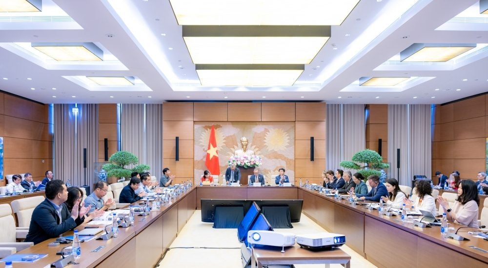 Hoàn thiện dự thảo Luật Điện lực để thúc đẩy chuyển dịch năng lượng xanh tại Việt Nam