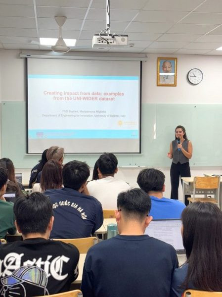 Điểm mới nổi bật trong tuyển sinh Thạc sĩ, Tiến sĩ tại Trường ĐH Kinh tế - ĐHQGHN