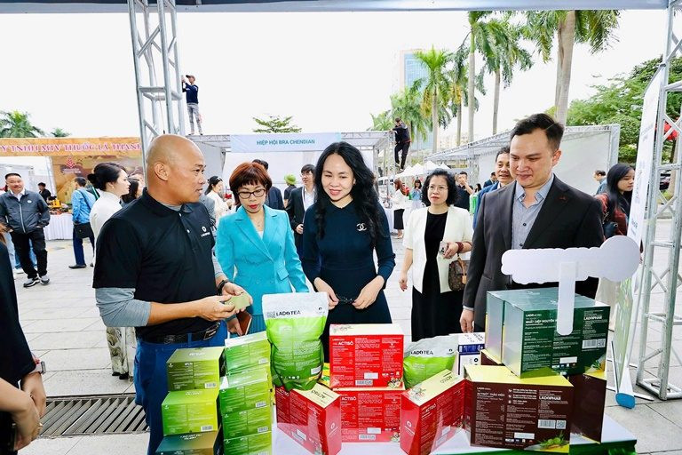 Thương mại điện tử xuyên biên giới, cơ hội mở rộng thị trường cho hàng hóa Việt Nam