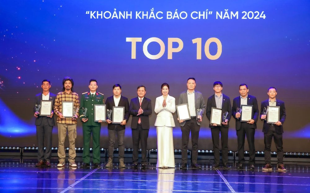Lễ trao Giải ảnh “Khoảnh khắc Báo chí