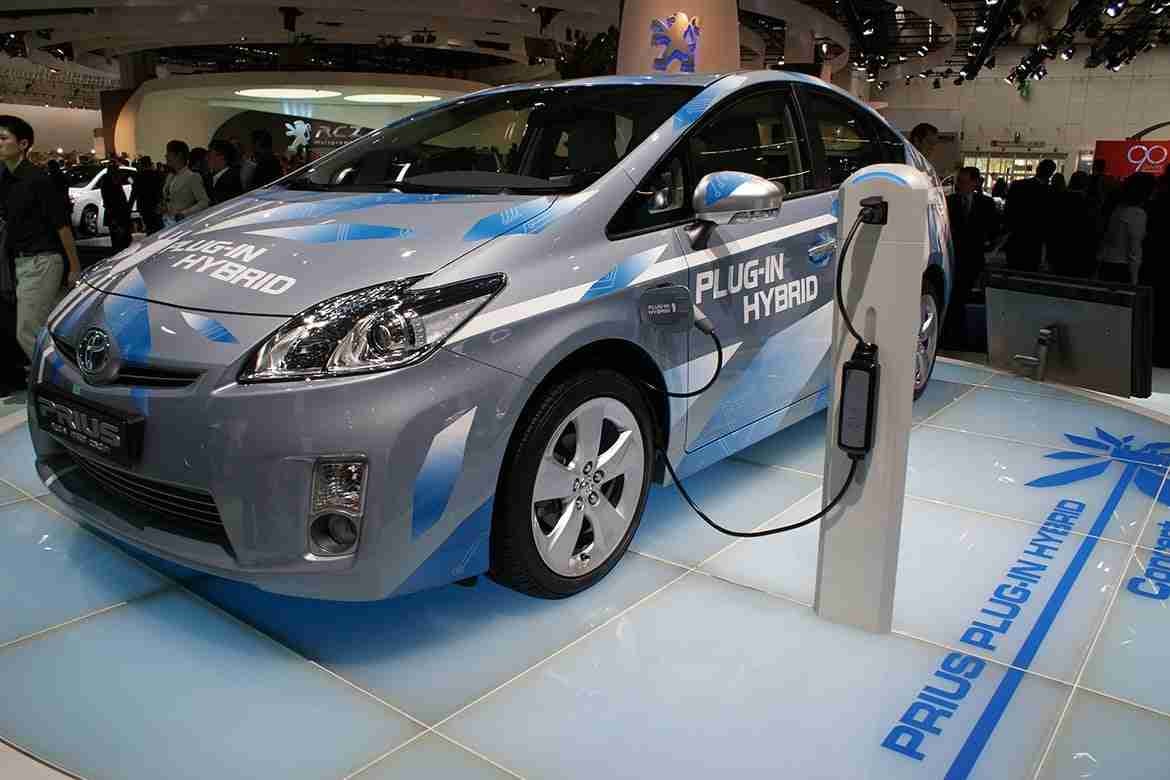 plug-in-hybrid-vehicles.jpg